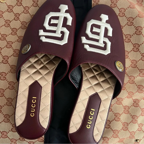 Gucci Women’s MLB SF Giants Calf Skin Leather Loafers Size 6 - Picture 1 of 4